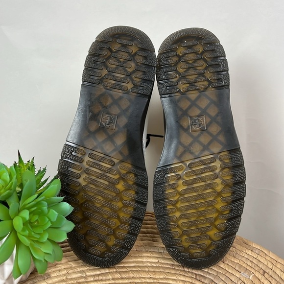 NEW Dr. Marten’s 1460 Boots Lace Up Lug Sole White 8 ZAVALA - Picture 5 of 10